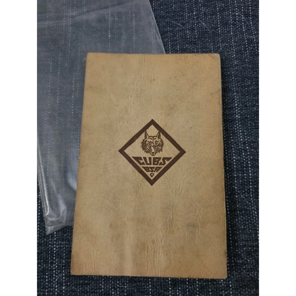 Vintage THE WOLF CUBBOOK - The Boys Cubbook  1936 BSA Scouting
